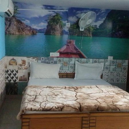 Hotel New Apple Rose Chandigarh Near Railway Station Dariya Uco Bank Ke Pass Phòng bức ảnh